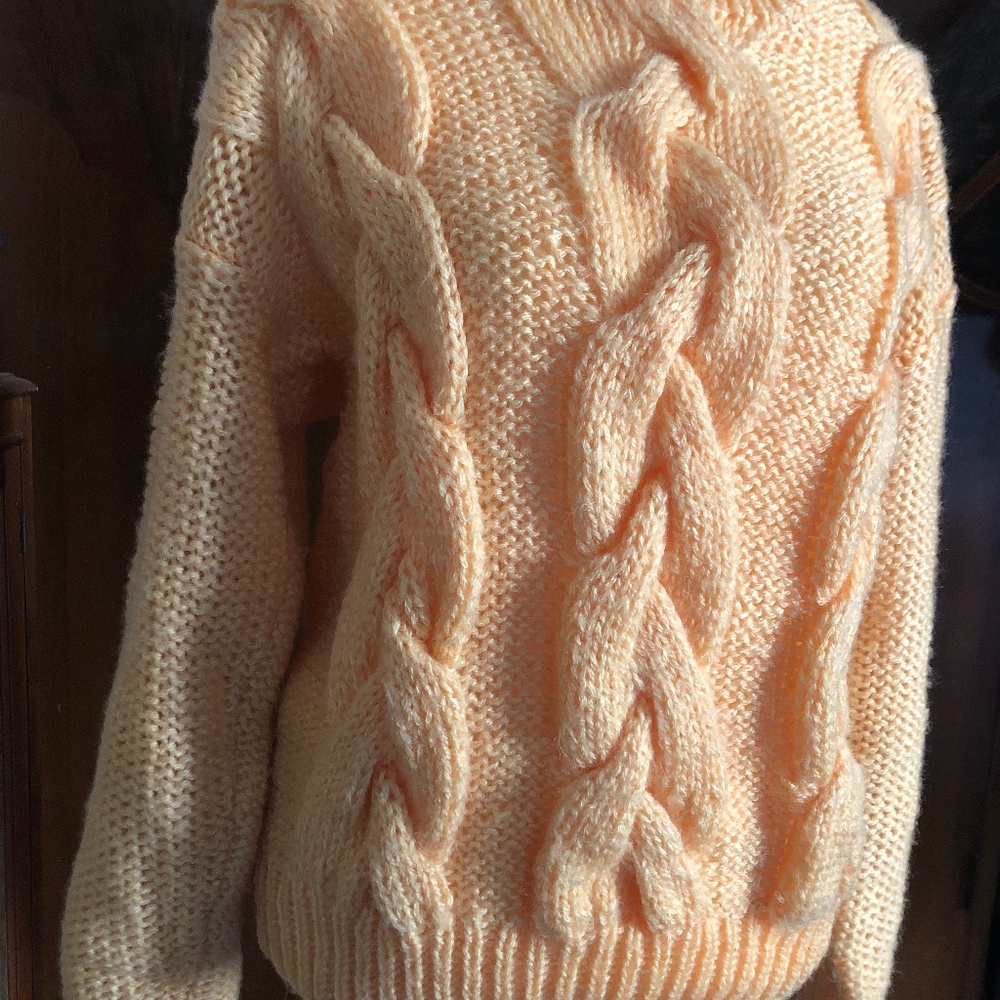 Vintage hand knit sweater